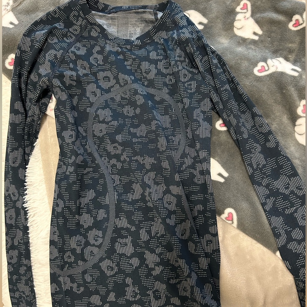 Lululemon long sleeve